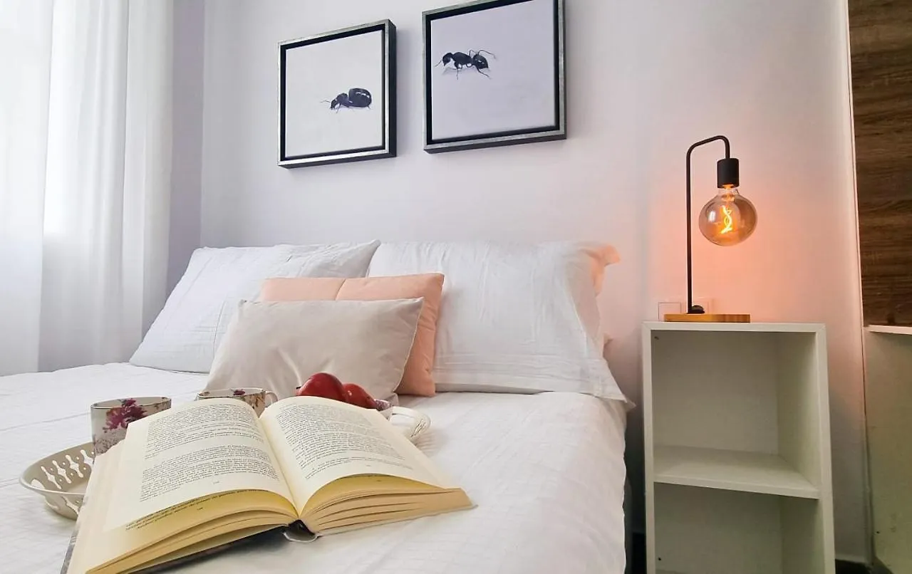 Cozy & Quiet Apartment Capitan Huelin Málaga